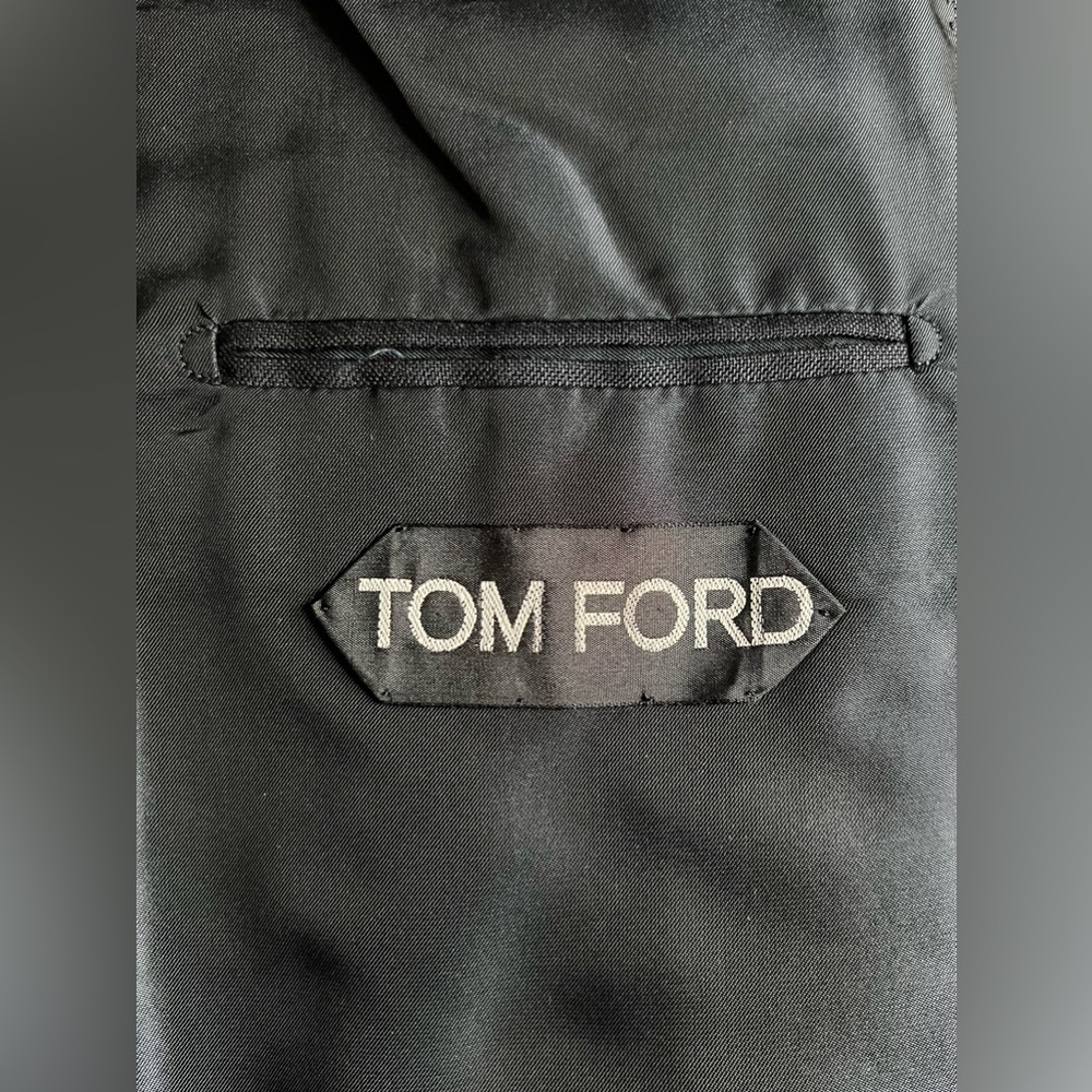 Tom Ford Casino Royale Navy 3-Piece Suit - Picture 5 of 11